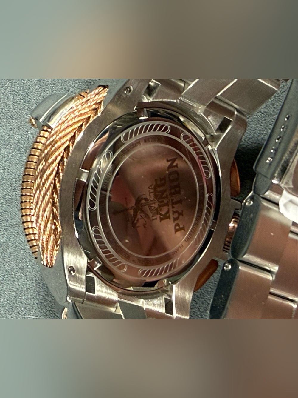 Invicta King Python Men’s Watch Quartz
Model 39735 - Picture 6 of 7